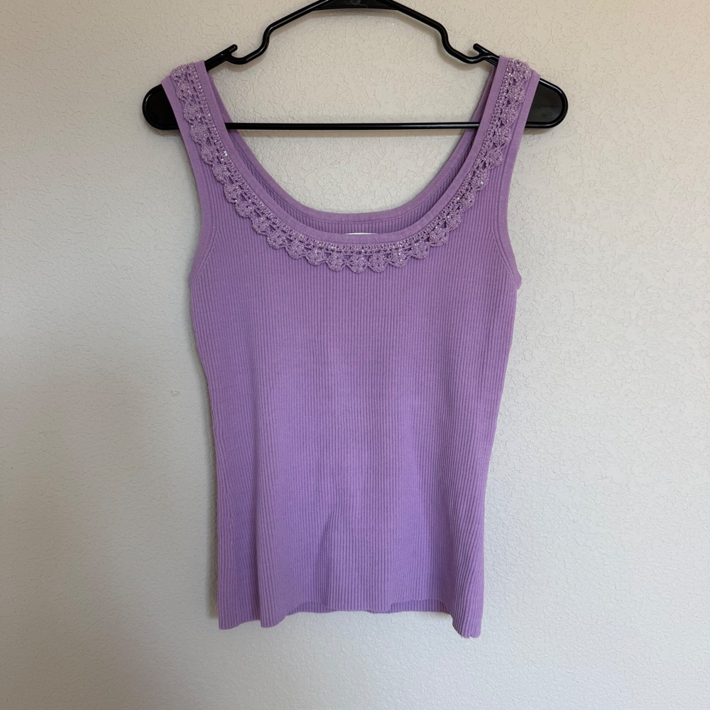 Cache Vintage Lavender Purple Ribbed Tank Top Crochet Lace Trim Beaded Medium